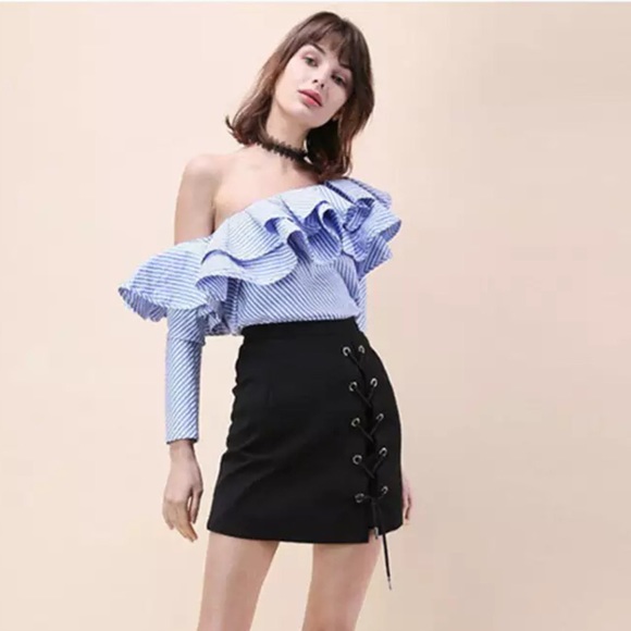 One Left! One Shoulder Striped Blue Ruffle Top - Picture 3 of 8